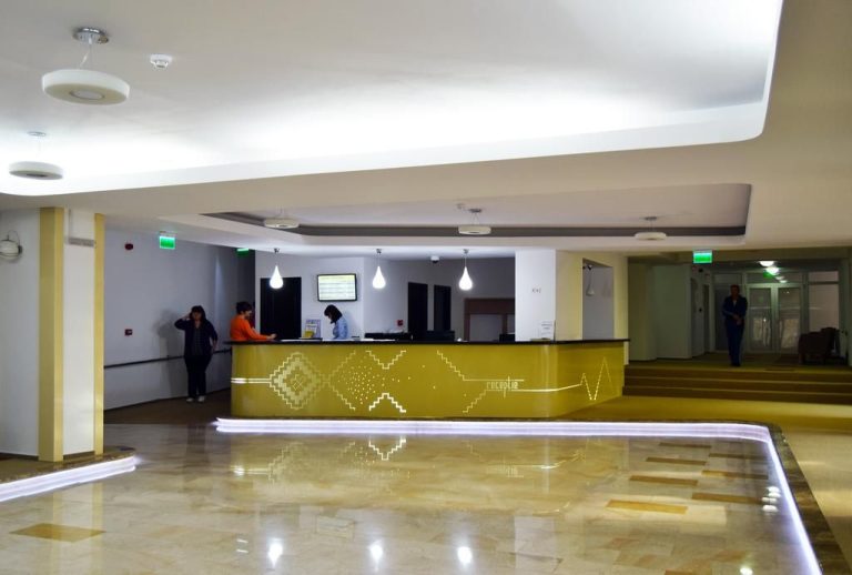 hotel-cozia-127123
