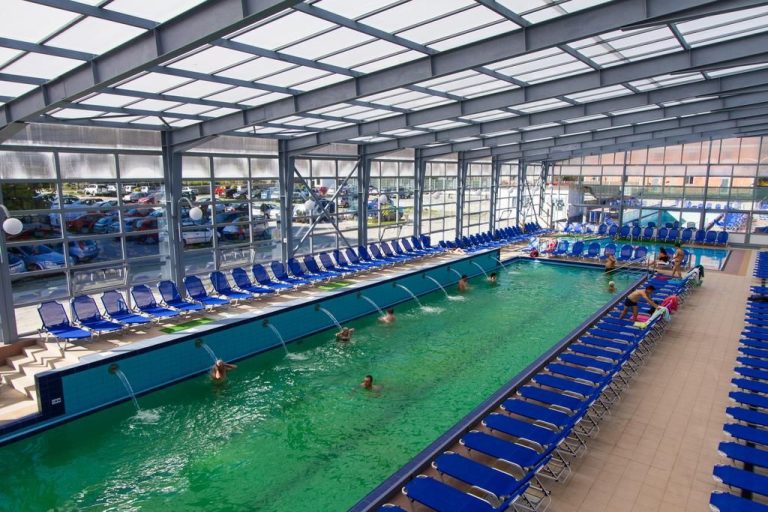 hotel-cozia-127144
